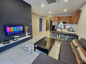 Lovely Podium CityView 3Bedroom with Pool A1